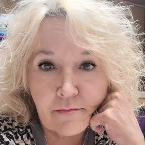 Meet your Posher, Sandy